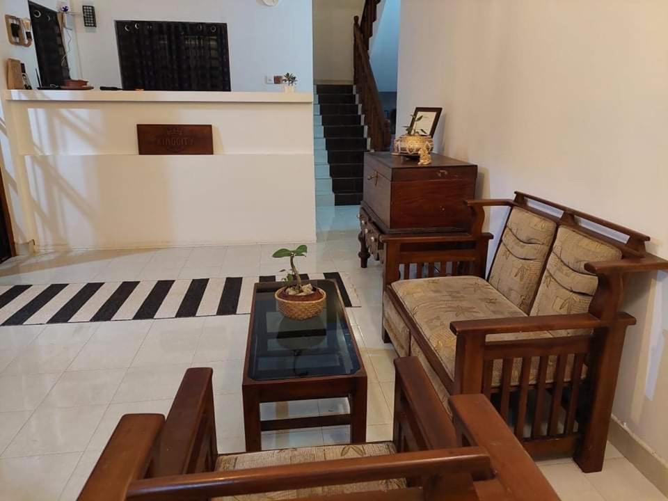 Kingcity Resort 阿努拉德普勒 外观 照片